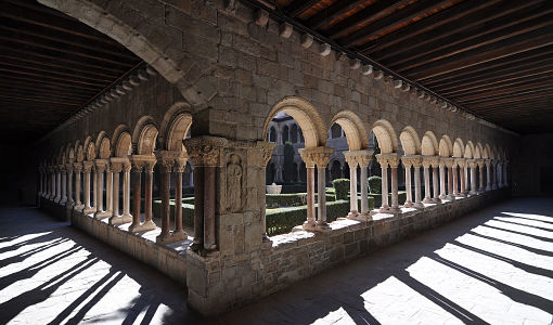 VISITA AL MONESTIR DE RIPOLL